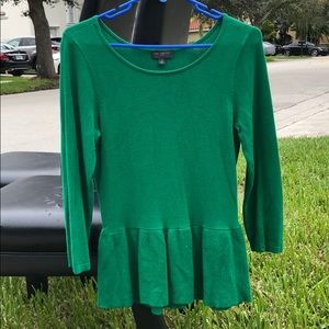 Green peplum 3/4 sleeve sweater top